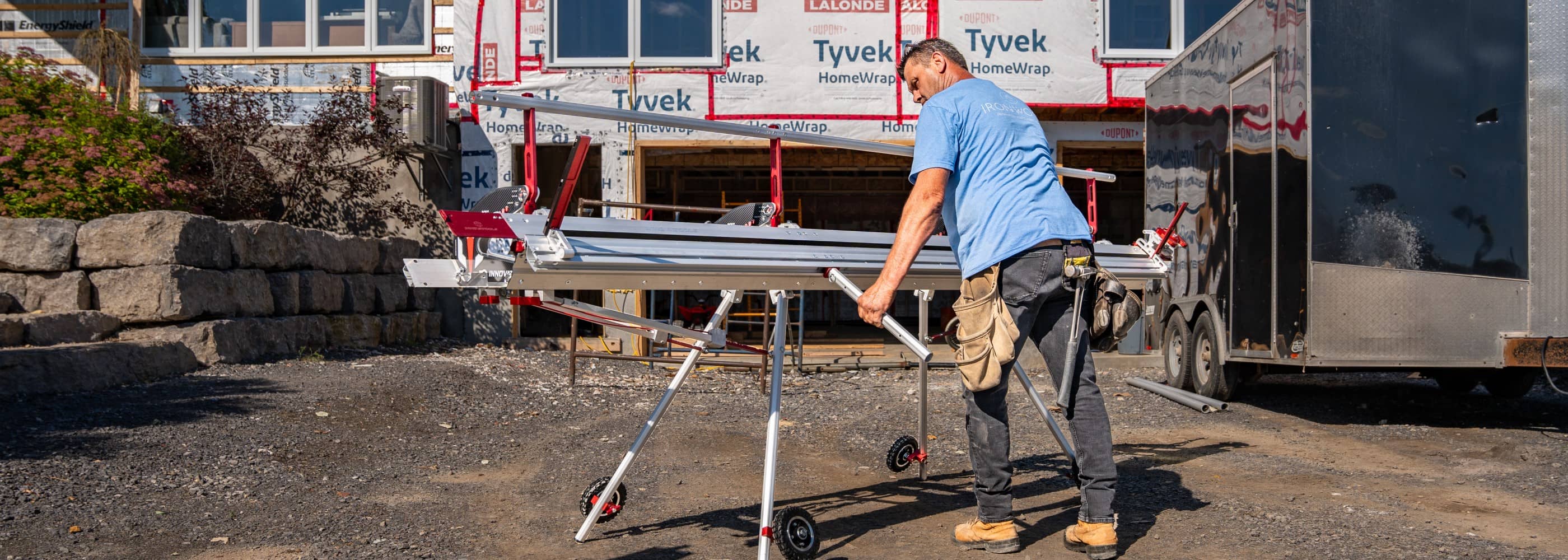 Construction professional using Innovatools aluminum bending brake on a construction site